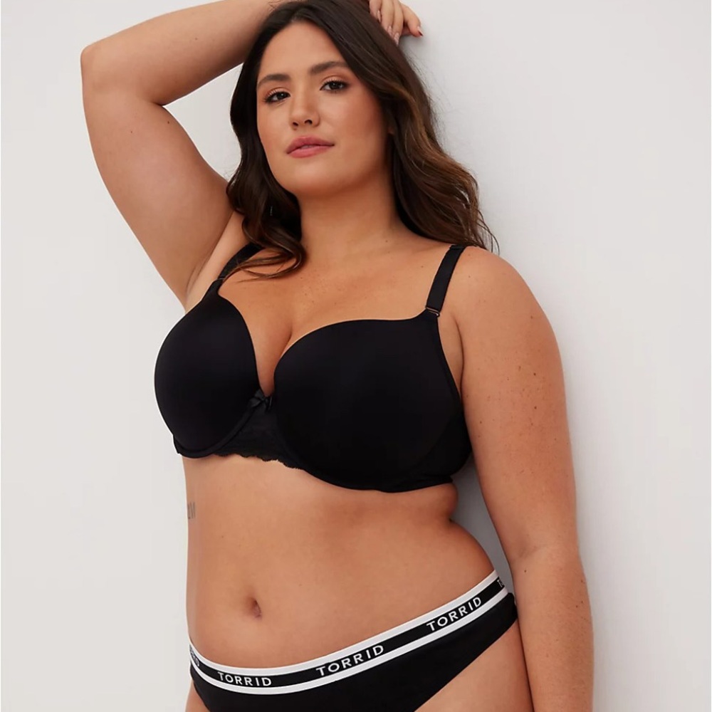 Torrid Curve Black 360 Back Smoothing Push-Up T-S… - image 1